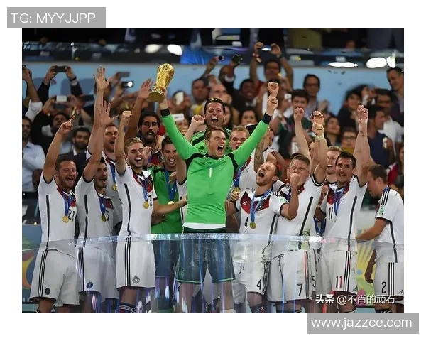 德国17号足球明星的辉煌历程与背后的故事揭秘